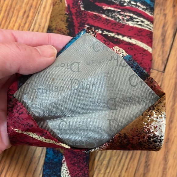 Vintage Christian Dior Abstract 100% Silk Tie - Picture 6 of 6